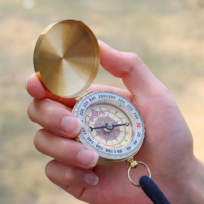Brújula de Bolsillo Vintage G50 con Tapa Luminosa - Multifuncional para Montañismo