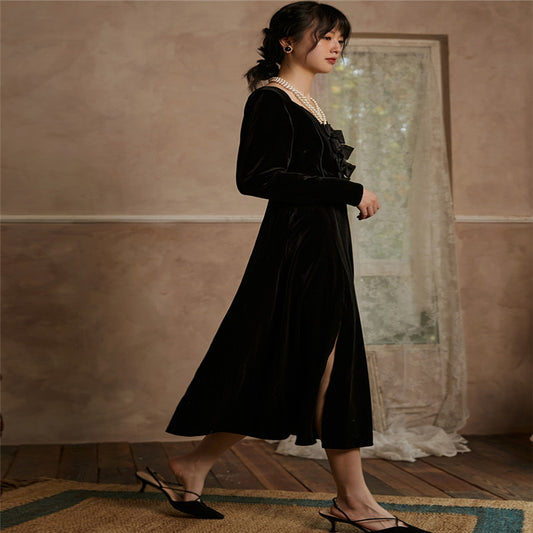 Vestido Retro de Terciopelo Negro con Aberturas Elegantes