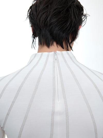 Polera Cuello Alto Ajustada - Image 11