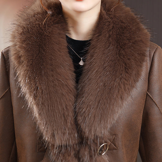 Abrigo Corto para Mujer con Cuello de Piel - Elegancia Invernal - Image 4