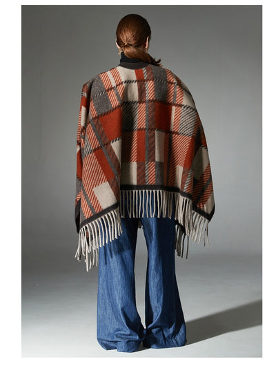 Chal Cuadriculado con Borlas Europeo y Americano en Camel - Image 17
