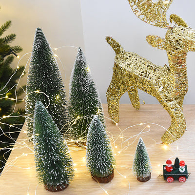 Decoración de Árbol de Pino Navideño