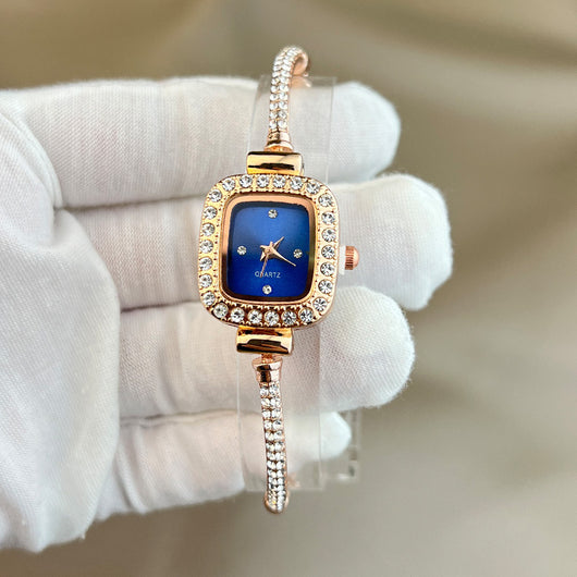 Reloj de Diamantes Cuadrado para Mujer de Moda - Image 3