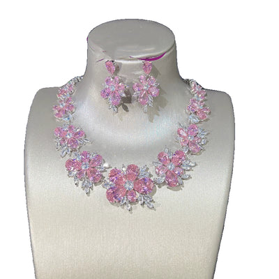 Conjunto de Joyería Floral con Circonita Completa: Collar, Aretes, Pulsera y Anillo - Image 5