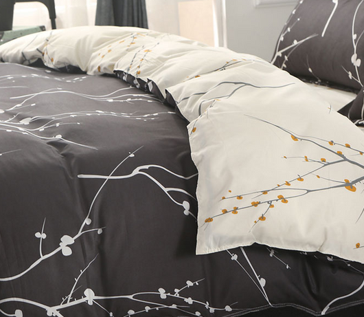 Juego de Cama de Cuatro Piezas - Image 3