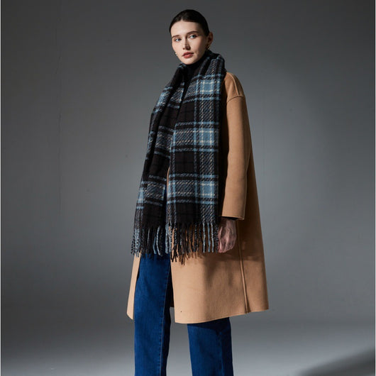 Bufanda Escocesa Azul Otoño Invierno - Estilo Europeo y Americano - Image 4