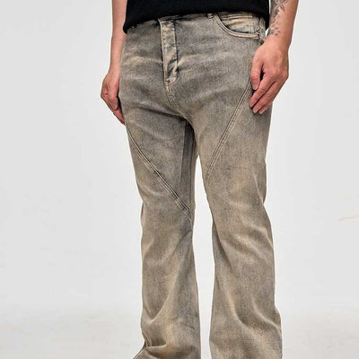 Jeans Desgastados con Efecto Teñido y Costuras Mezcladas