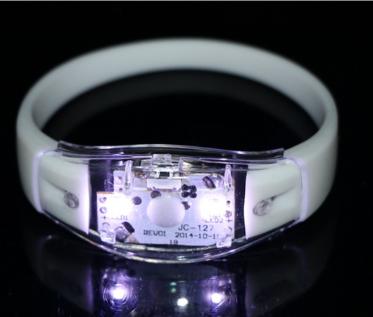 Anillo LED Inteligente con Control por Voz y Proyección de Luz - Image 9