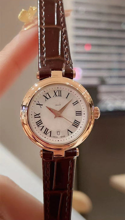 Reloj de Cuarzo con Correa de Acero y Esfera Romana Pequeña en Cuero - Image 7