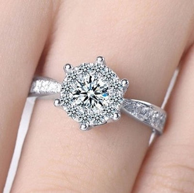 Anillo de Compromiso Corazón Ocho Flechas Circón Exquisito para Mujer - Image 2
