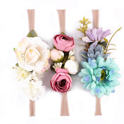 Diadema Floral para Bebé y Niña - Corona de Flores Camelias para Sesiones Fotográficas - Image 3