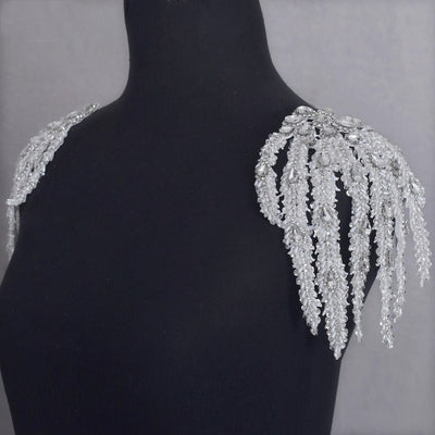 Accesorio de Novia con Hoja de Arce y Perlas Colgantes para Hombro - Image 7