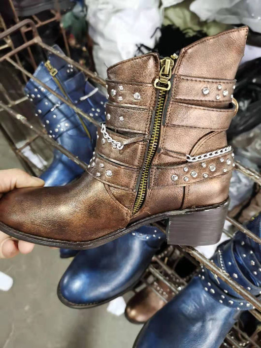 Botas Cortas Estilo Europeo Americano con Remaches Talla Grande - Image 5