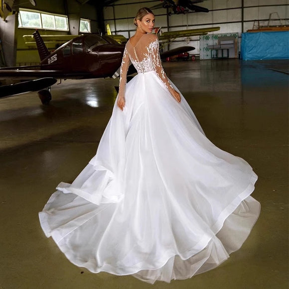 Vestido de Novia Largo con Hombros Descubiertos y Bordados Elegantes