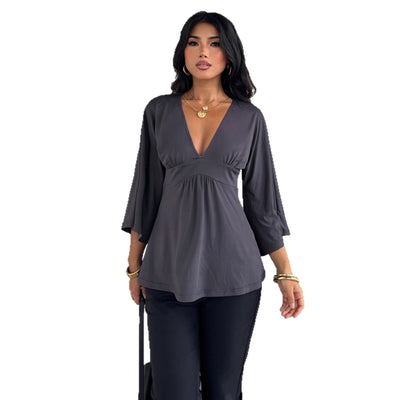 Blusa Elegante Escote en V Profundo con Mangas Trompeta para Mujer - Image 5