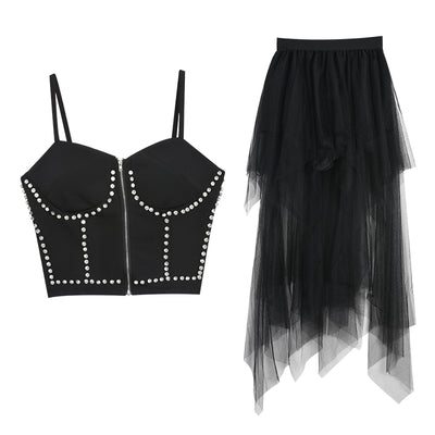 Conjunto de Dos Piezas: Top Tubo con Strass y Falda Midi con Malla Irregular
