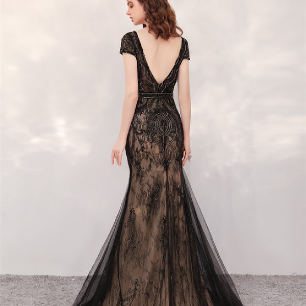 Vestido Largo Elegante con Falda Tipo Cola de Pez