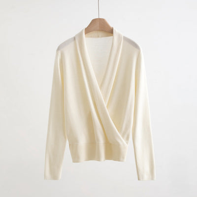 Blusa Elegante de Diseño Minimalista para Mujer - Image 5