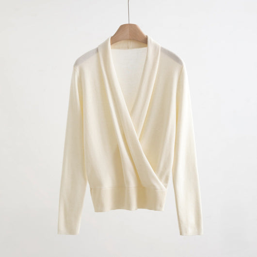 Blusa Elegante de Diseño Minimalista para Mujer - Image 5