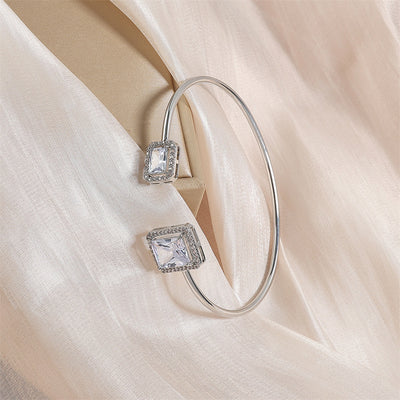 Pulsera de Diamante Agua Elegante para Mujer con Incrustaciones de Gota de Agua y Diamante Cuadrado - Image 8