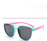 Gafas de Sol Infantiles de Moda en Silicona Flexible - Image 4