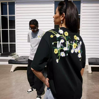 Playera Estival para Hombre con Bordado de Flores - Image 3