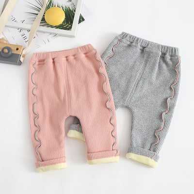 Pantalones de Mezclilla con Forro Polar y Detalles de Encaje - Image 3