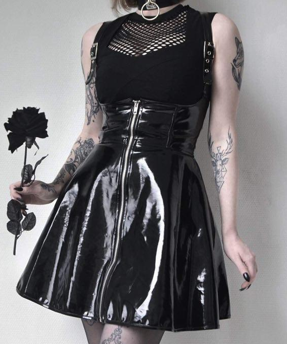 Vestido PVC gótico con tirantes para discoteca y eventos nocturnos