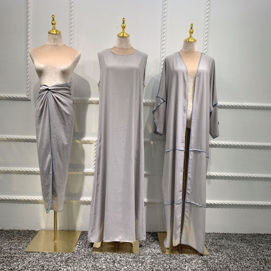 Traje de Tres Piezas con Capa Exterior de Color Sólido - Image 3