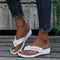 Sandalias Tipo Thong con Plataforma Wedge y Cierre de Cremallera