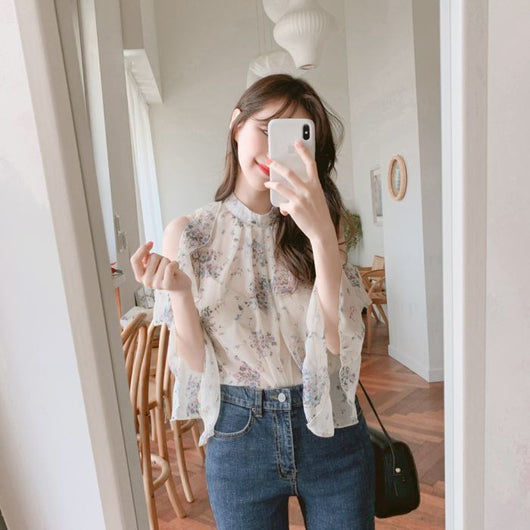 Blusa Floral Hombros Descubiertos con Mangas Acampanadas - Diseño Elegante para Primavera - Image 15