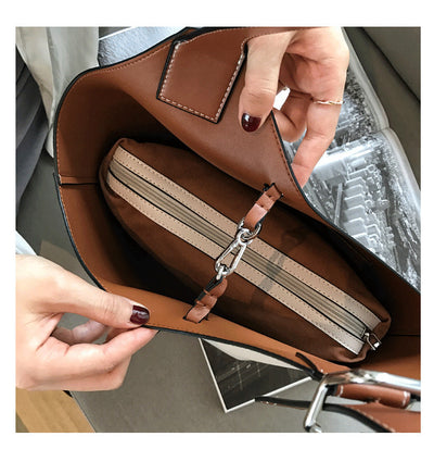 Bolsa de Cuero Suave Tipo Bucket - Versátil y Elegante - Image 3