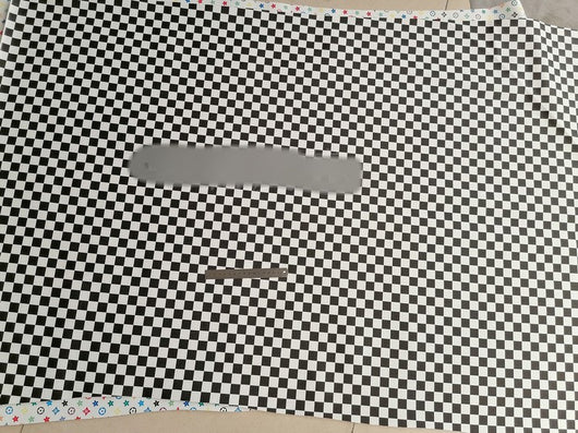 Revestimiento de Pared a Cuadros Blanco y Negro en Cuero Sintético - Image 12