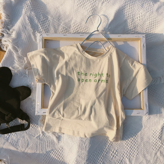 Camiseta Básica Unisex de Colores Sólidos para Niños - Image 13