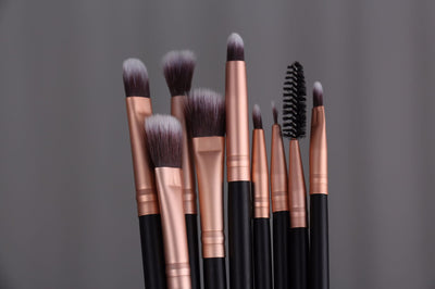 Set de 14 Brochas de Maquillaje con Mango de Madera - Image 9