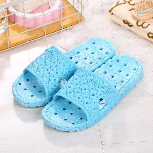 Pantuflas de Baño Antideslizantes Huecas para Parejas - Hombre y Mujer - Image 7
