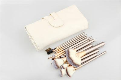 Kit Completo de Maquillaje 24 Piezas con Brochas Profesionales - Estuche Portátil - Image 3