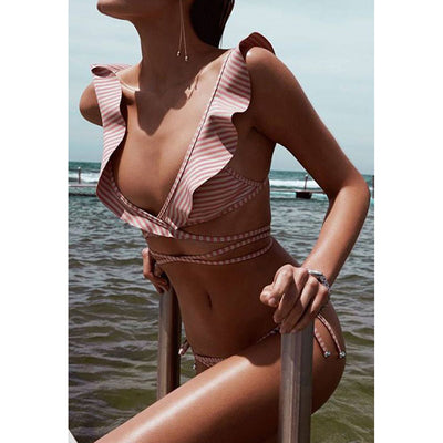 Traje de Baño Retro a Rayas con Diseño Bandage Sexy
