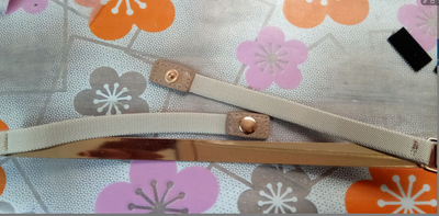 Cinturón Elástico Fino con Lentejuelas Metálicas 1.5CM para Mujer - Image 5