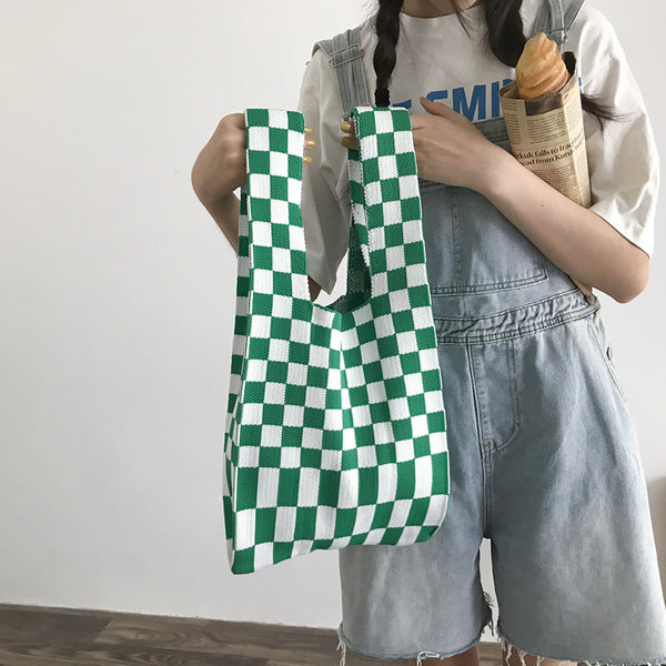 Bolso de Mano Tejido con Diseño a Cuadros