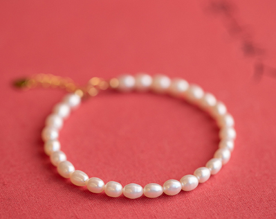 Pulsera de Perlas Naturales de Agua Dulce - Diseño Elegante Invierno - Image 4