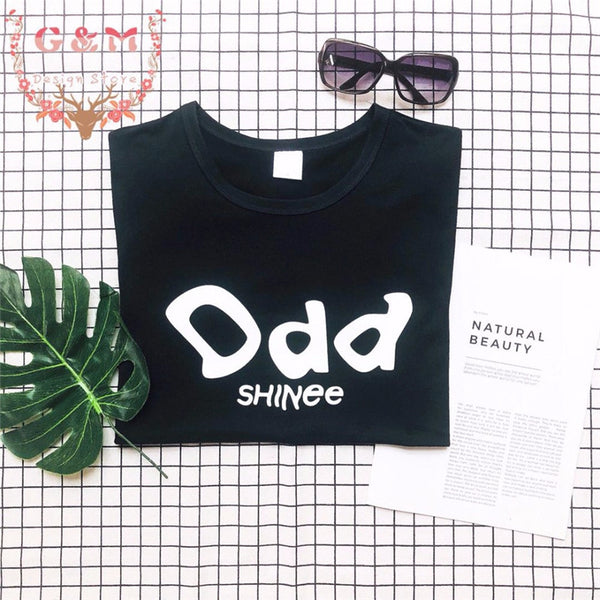 Playera ODD SHINEE Unisex - Diseño Moderno para Todos