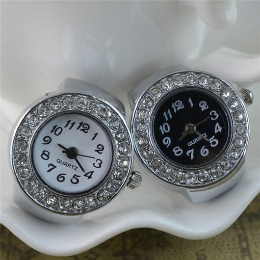 Reloj de Moda para Mujer con Anillo de Diamantes y Movimiento de Cuarzo