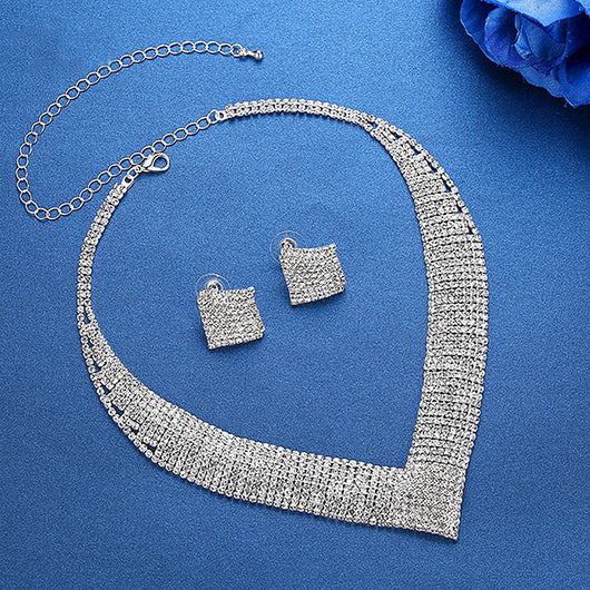 Conjunto de Aretes, Collar y Pulsera con Cristales Brillantes - Image 3
