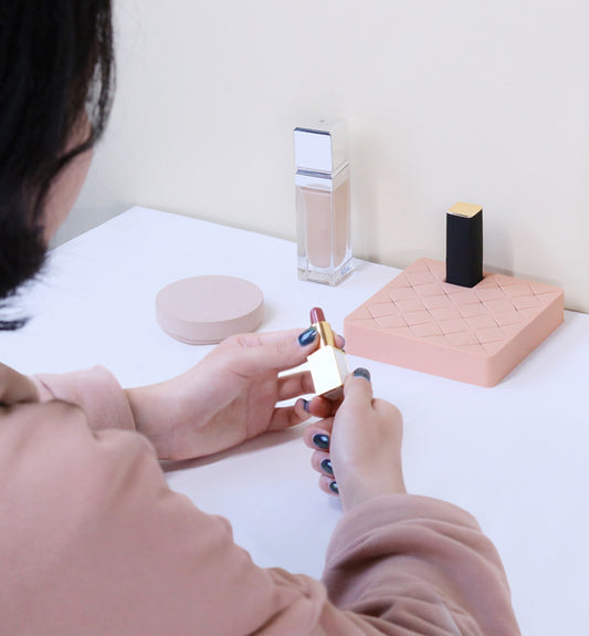 Organizador de Labiales con 16 Compartimentos de Silicona