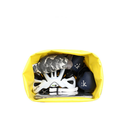 Mochila Impermeable para Ciclismo con Compartimento para Casco - Image 10