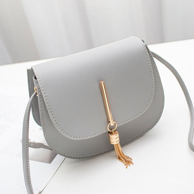 Bolso de Hombro Redondo con Borlas para Mujer - Image 7