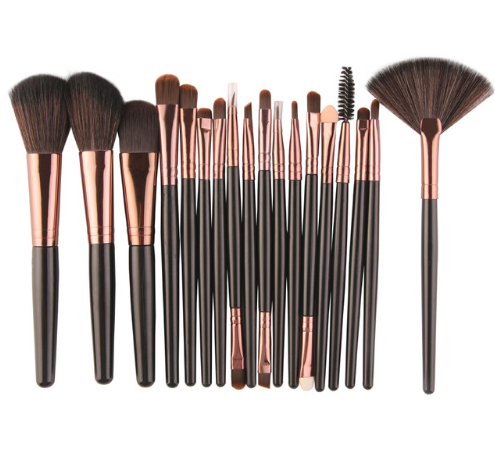 Set Profesional de 18 Brochas de Maquillaje MAANGE con Diseño Abanico - Image 5