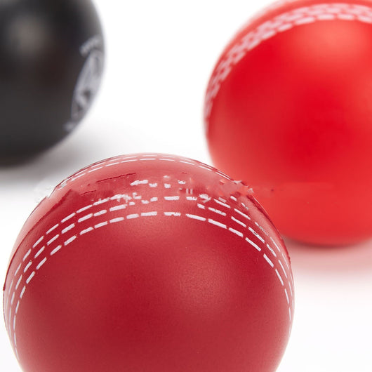 Pelota Sensorial de Espuma PU con Ventilación para Cricket - Image 14