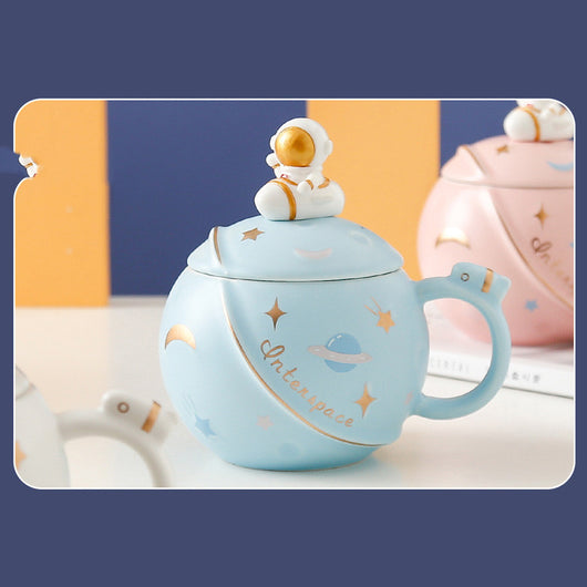 Taza Cerámica Astronauta con Diseño Planetario - Image 3
